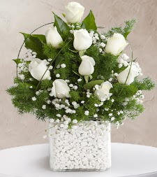 9 beyaz gül vazosu  Rize çiçek servisi , çiçekçi adresleri 