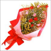12 adet renkli  gül buketi   Rize yurtiçi ve yurtdışı çiçek siparişi 