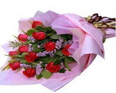 11 adet kirmizi güllerden görsel buket  Rize 14 şubat sevgililer günü çiçek 