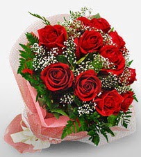 12 adet kırmızı güllerden kaliteli gül  Rize çiçek yolla 