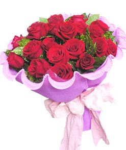 12 adet kırmızı gülden görsel buket  Rize yurtiçi ve yurtdışı çiçek siparişi 