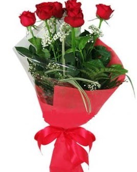 5 adet kırmızı gülden buket  Rize internetten çiçek siparişi 